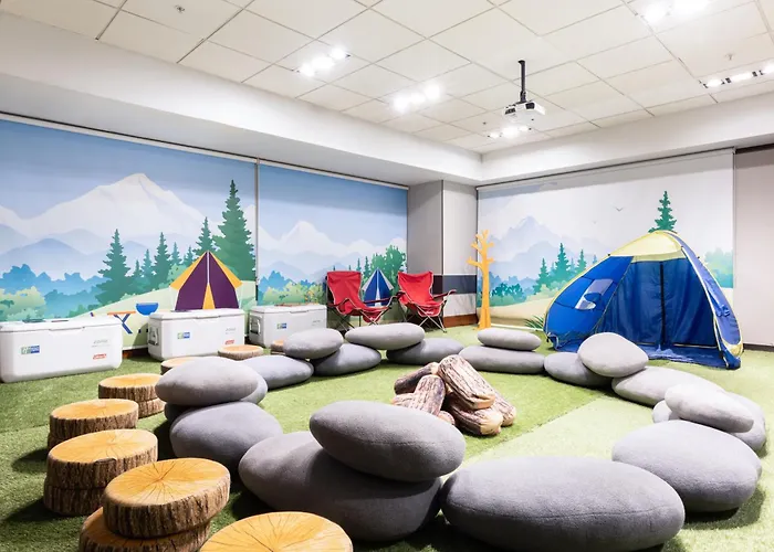 Holiday Inn Express Santiago Las Condes By Ihg Mit einem Kasino